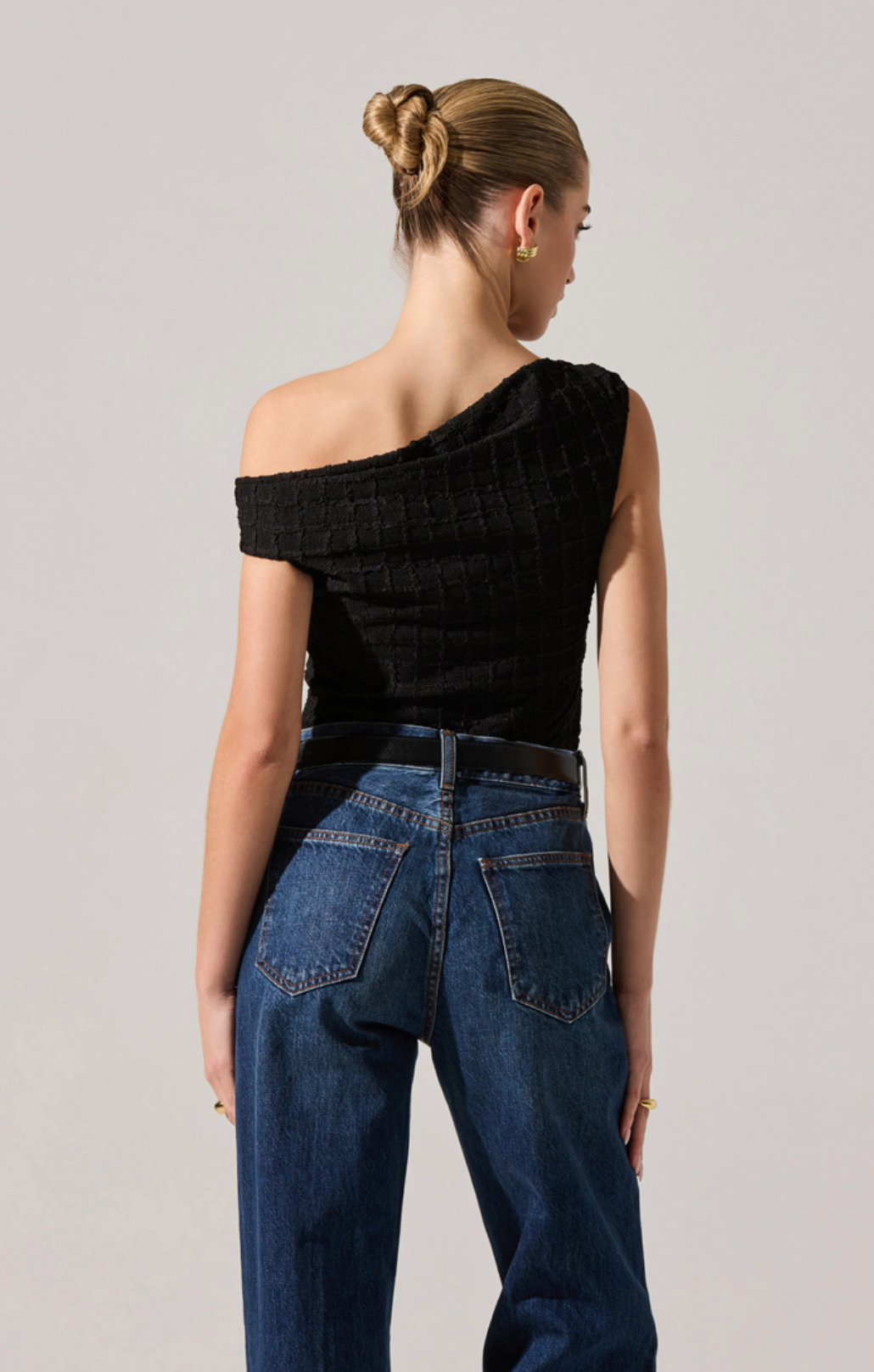 Lindy Off The Shoulder Top