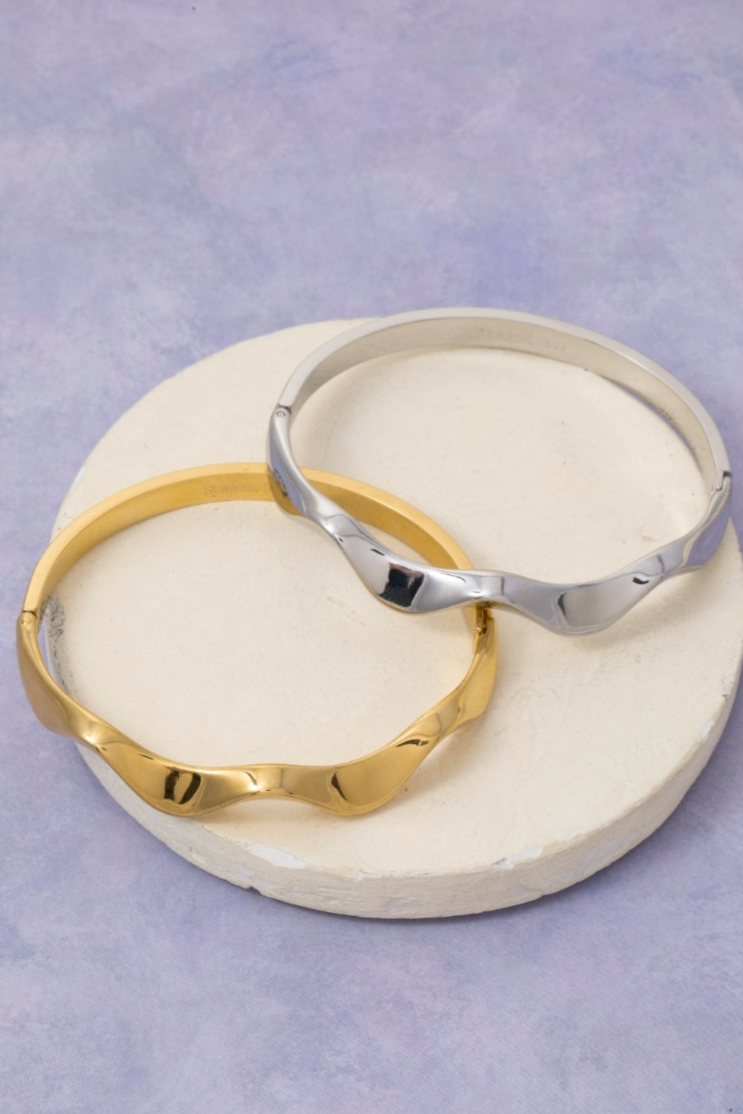 Current Flow Bangle Bracelet Gold