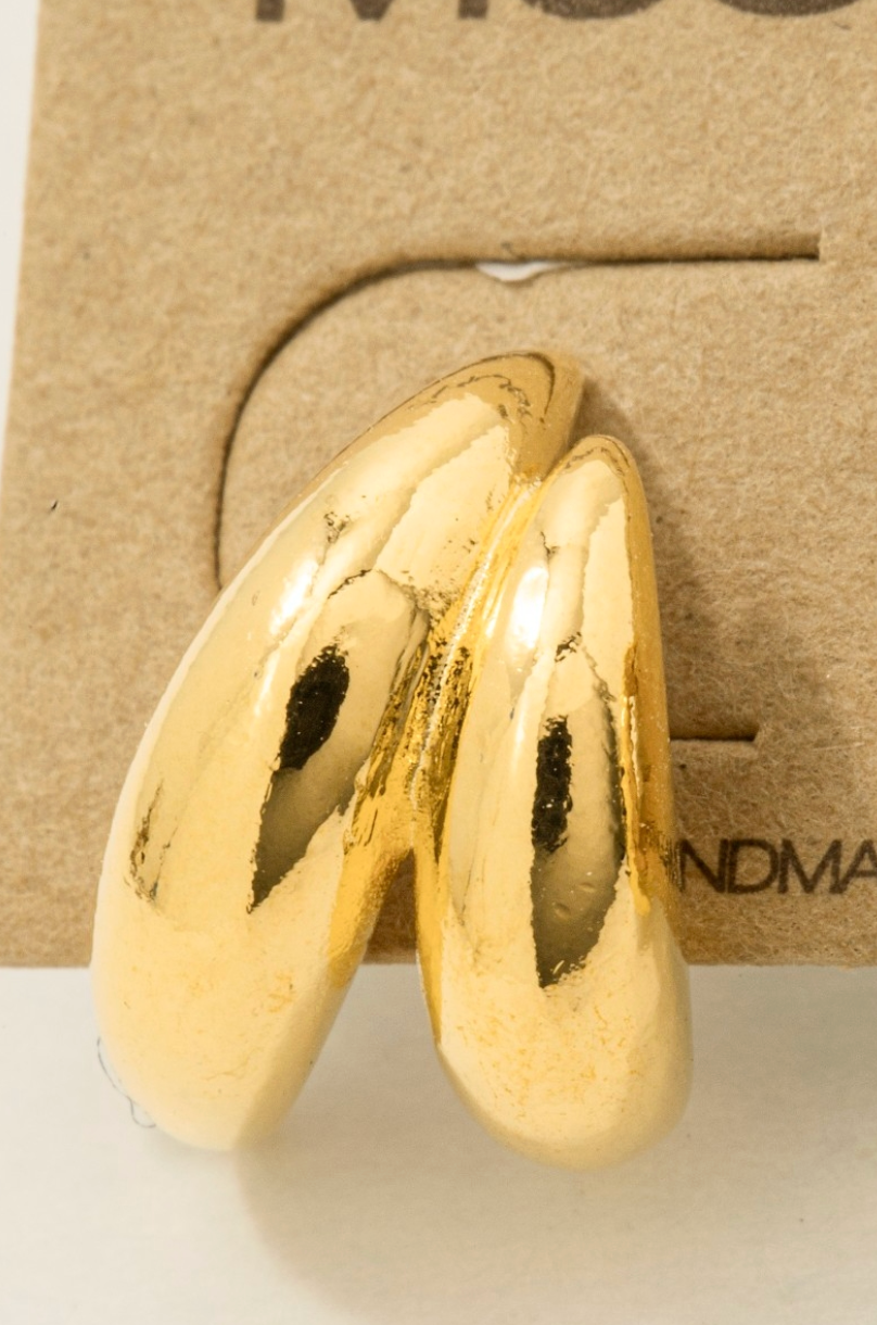 Linked Aura Hoop Earrings