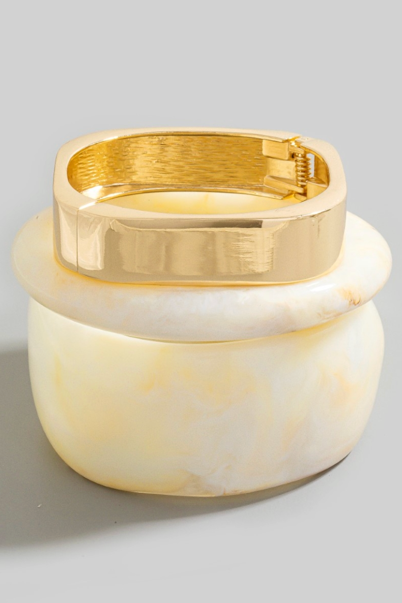 Vera Arc Bangle Set in ivory marbled resin with gold hinge bracelet