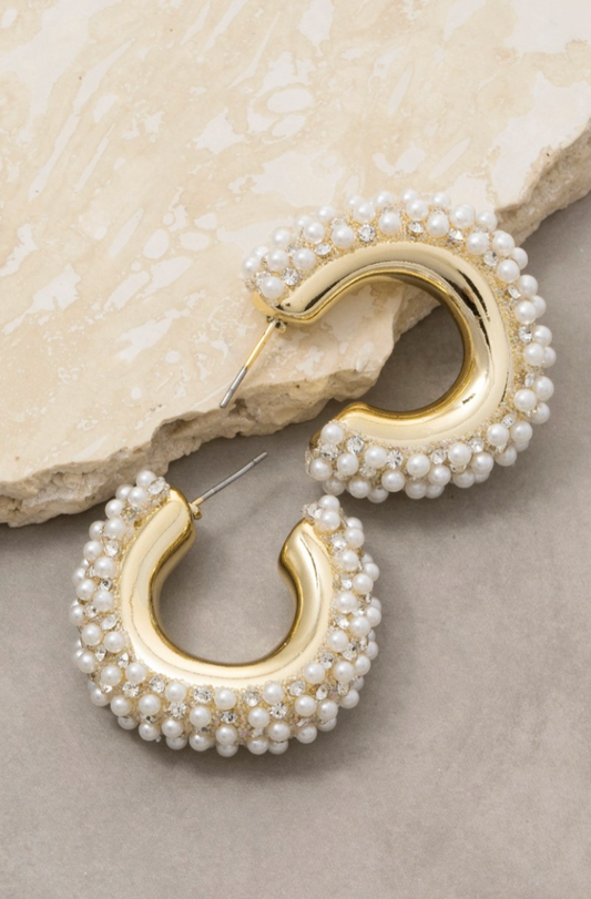 Anabel Pearl Hoop Earrings