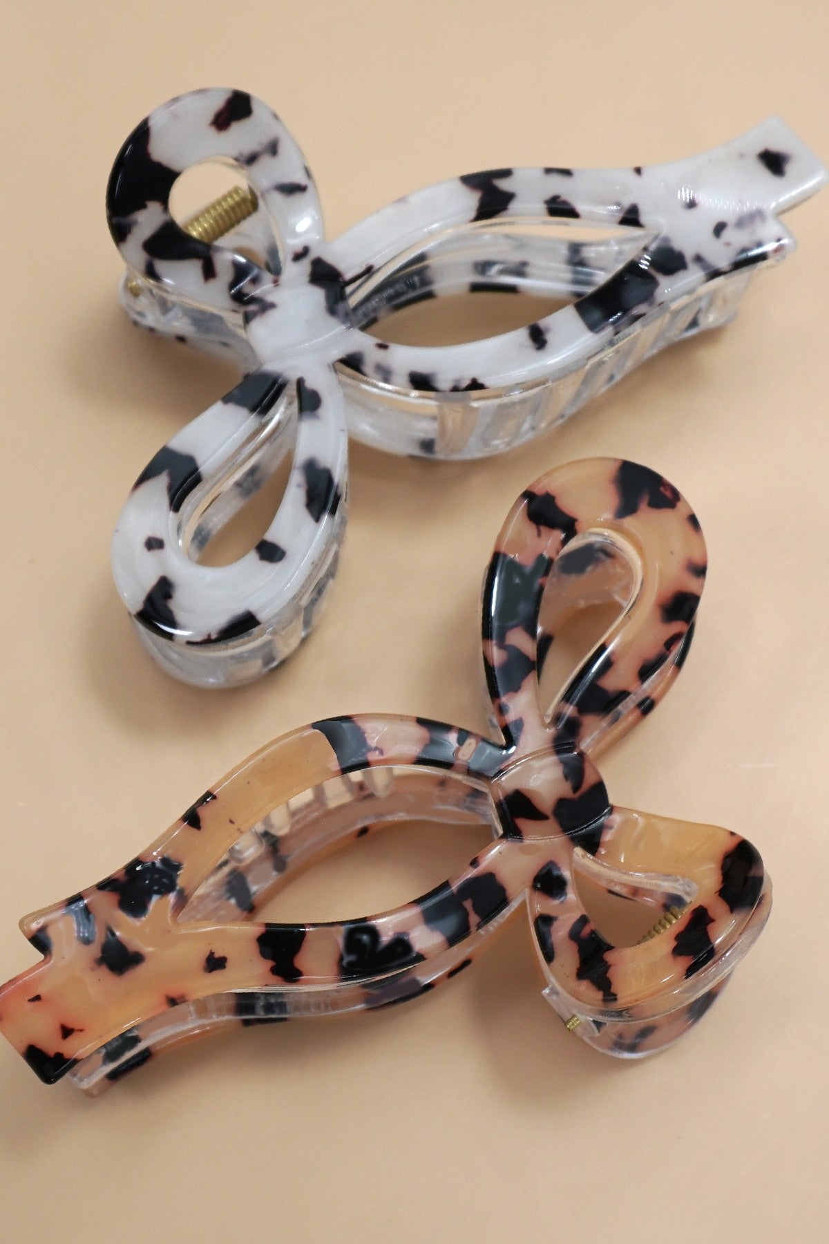 Aurea Bow Hair Claw Clip White Tortoise