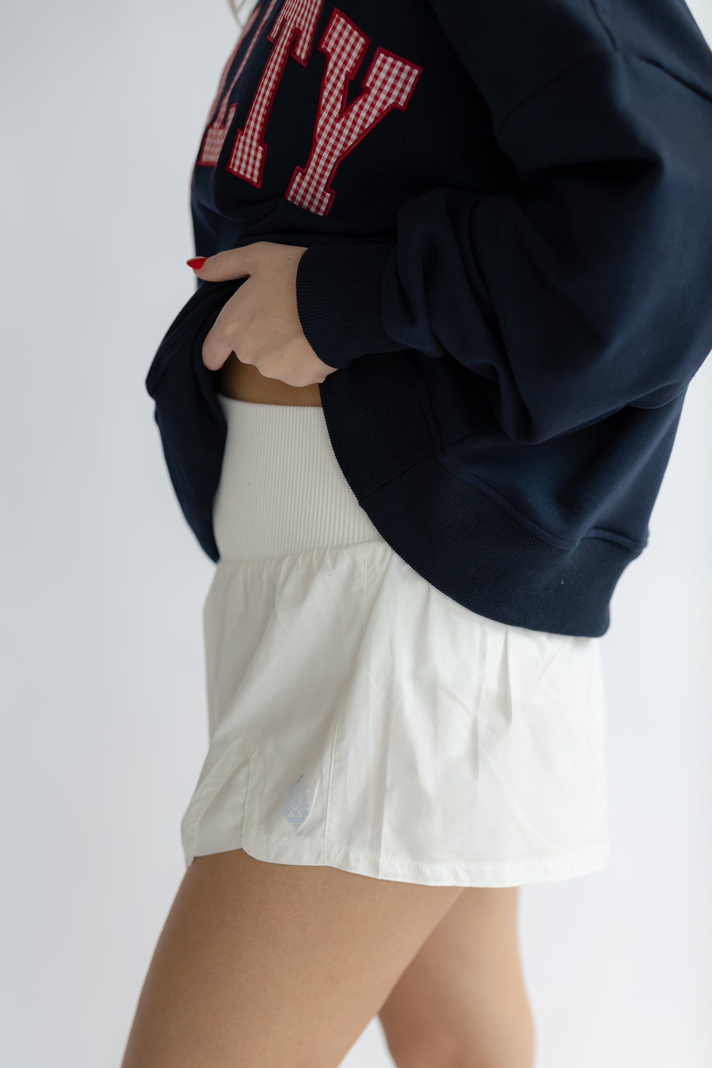 Carpe Diem Short White