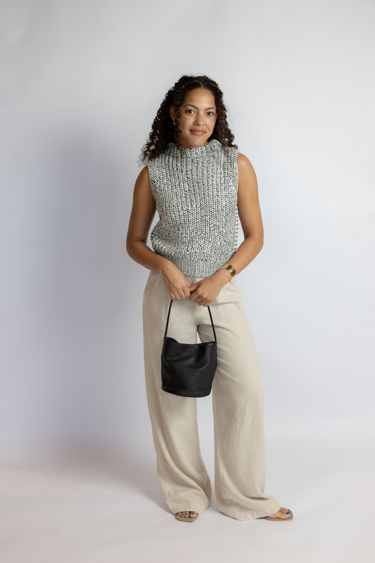 Williams Sleeveless Sweater Top