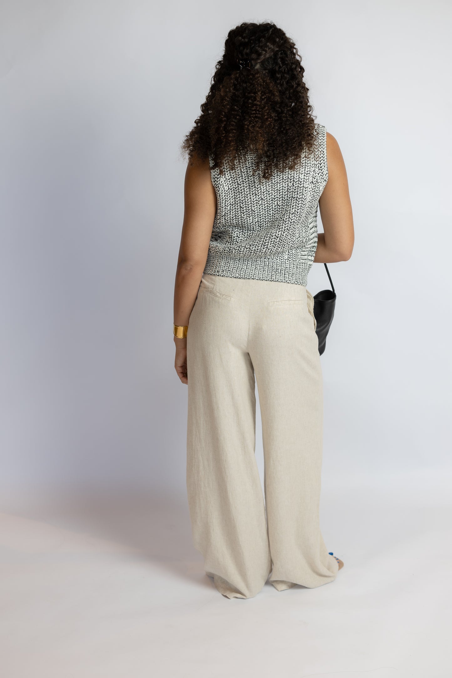Williams Sleeveless Sweater Top