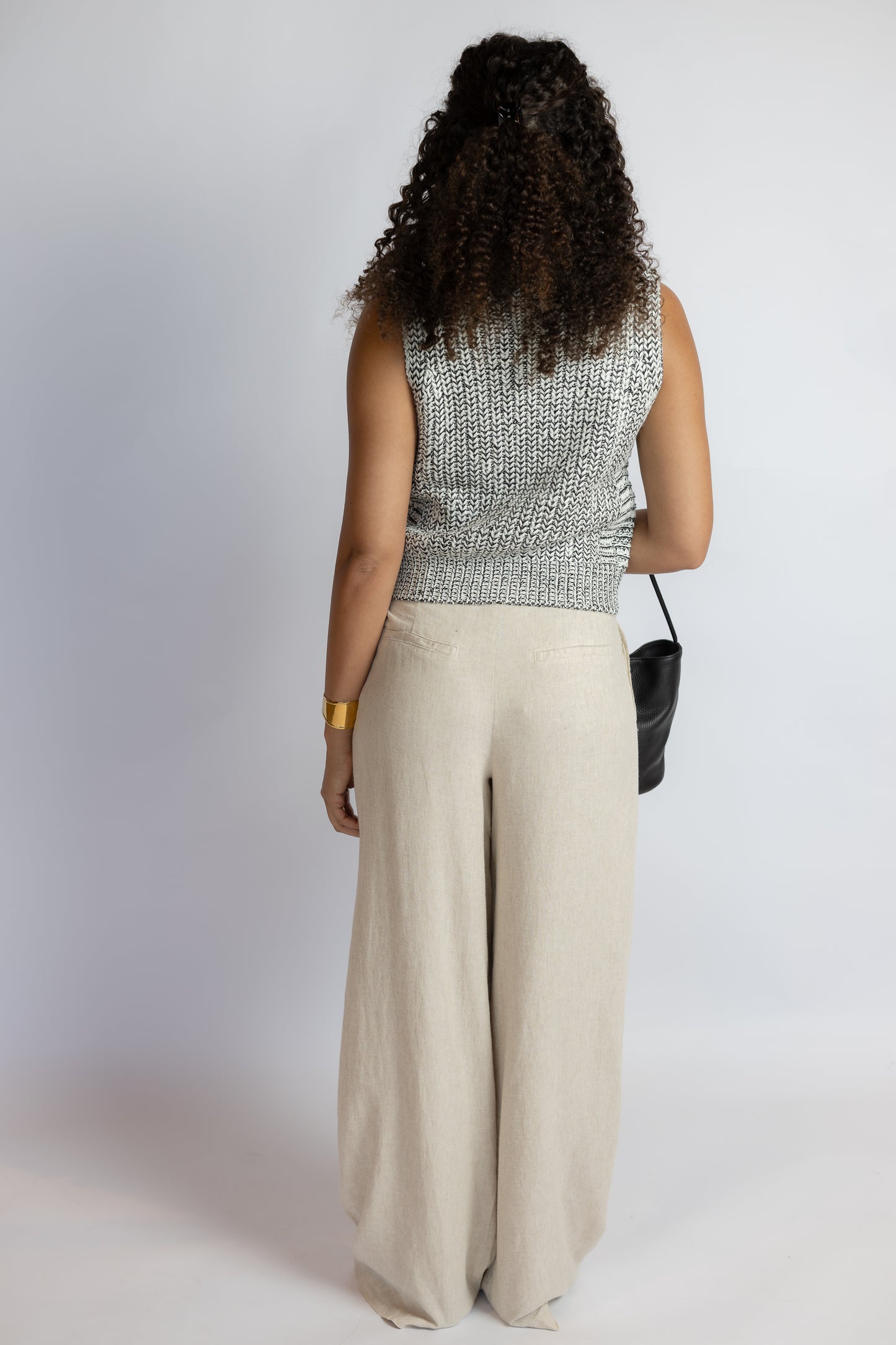 Williams Sleeveless Sweater Top