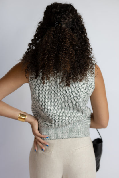 Williams Sleeveless Sweater Top