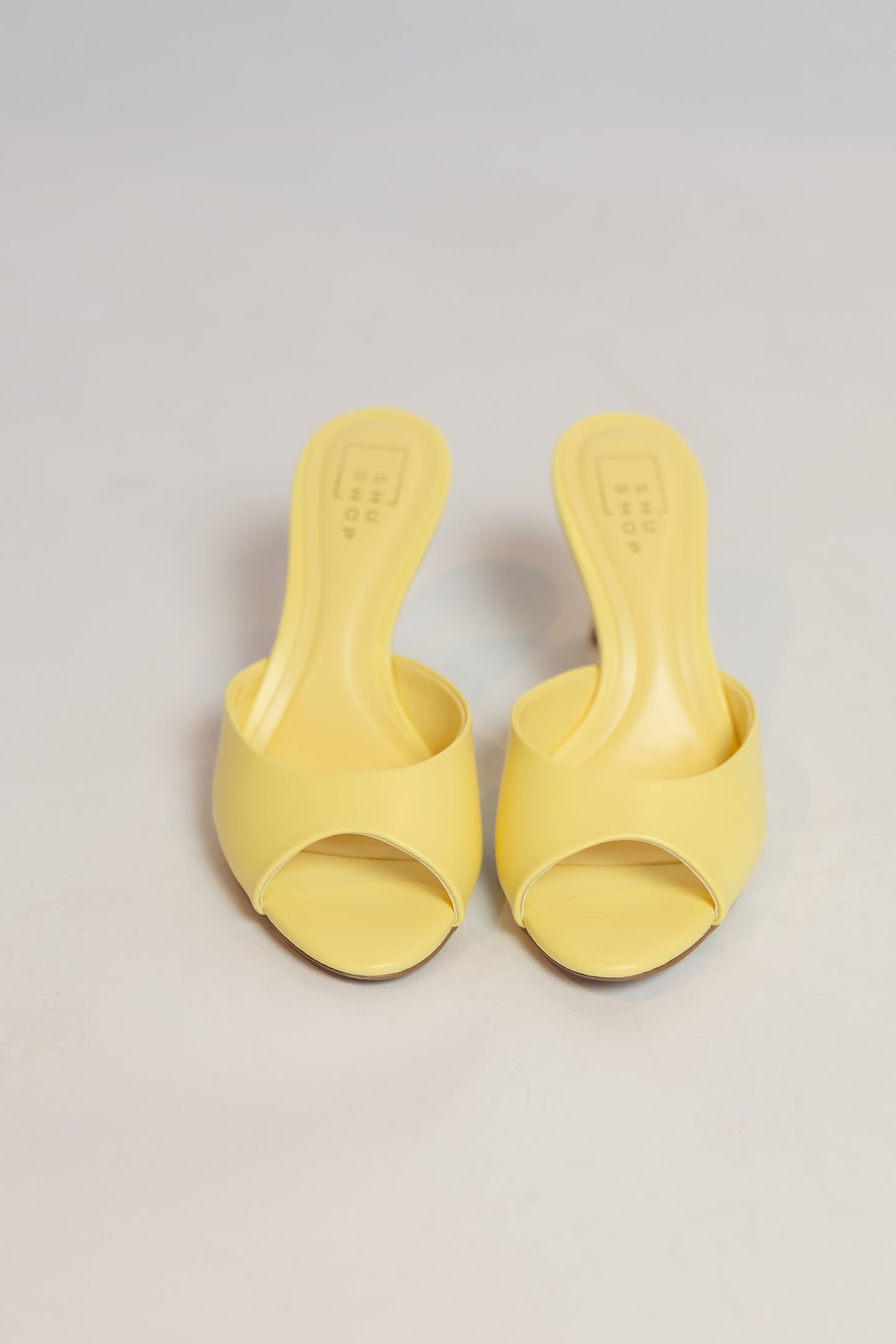 Elaine Heel Yellow