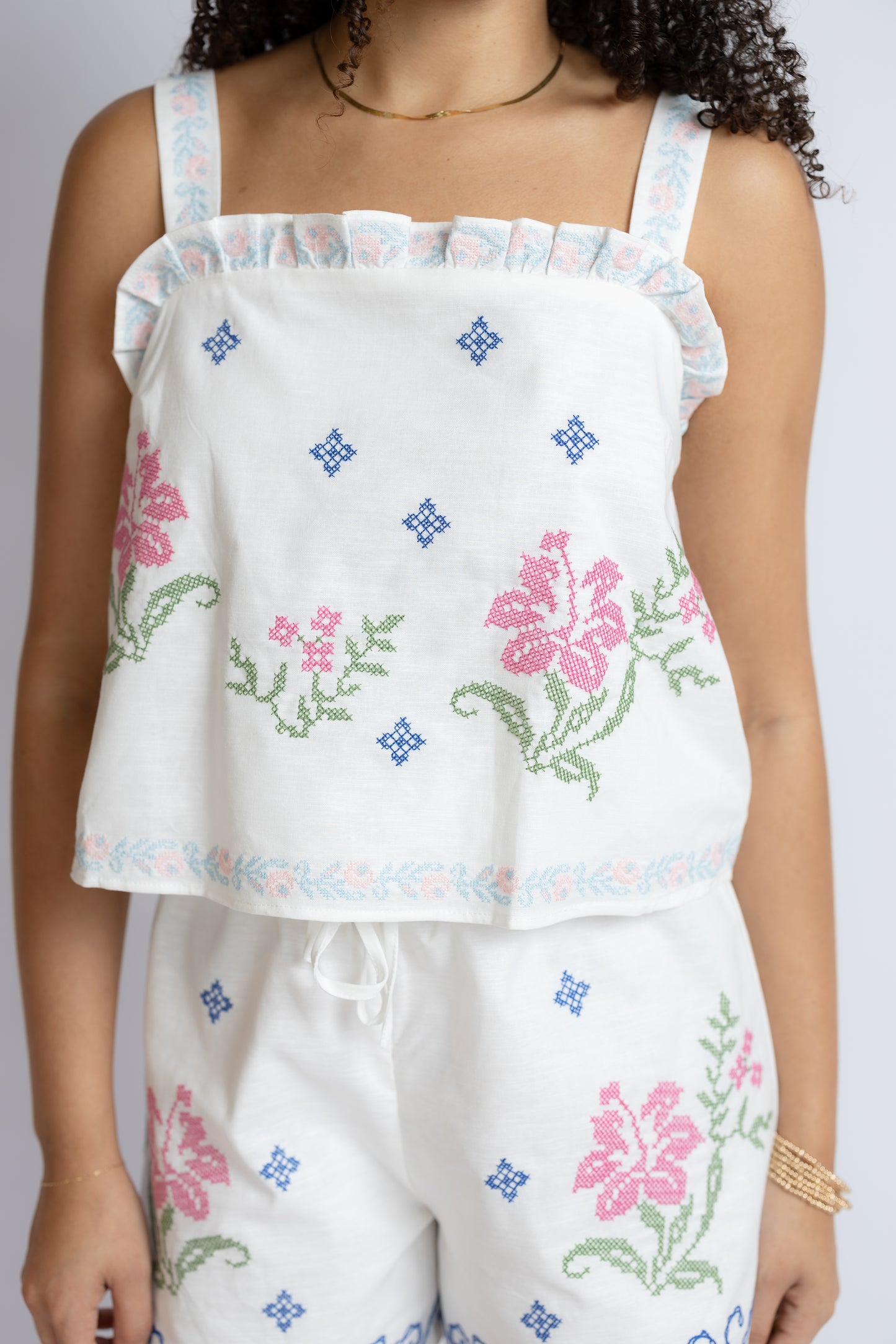 Emerald Isle Embroidered Set