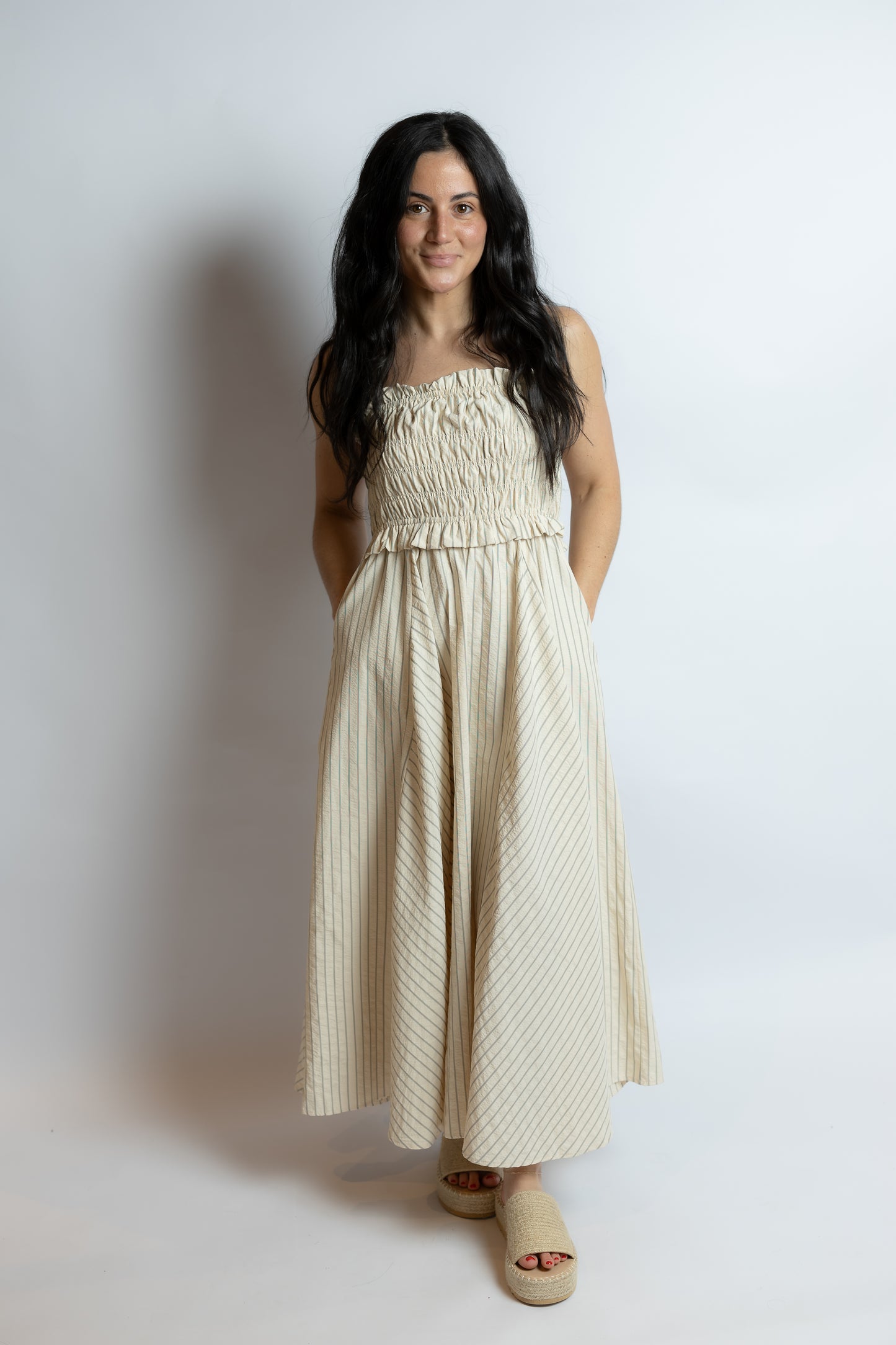 Classic Beauty Midi Dress