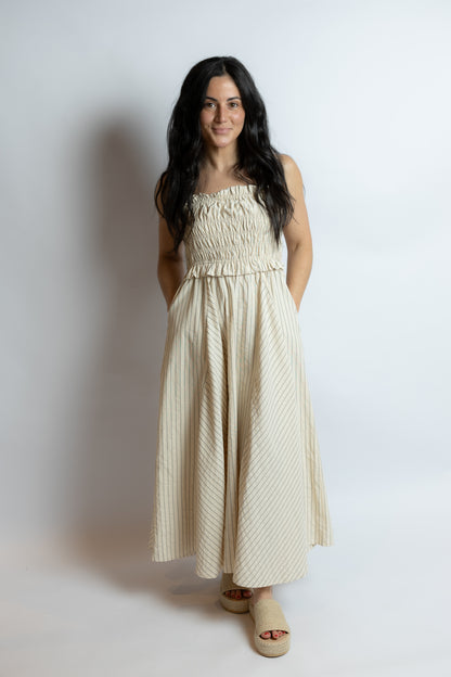 Classic Beauty Midi Dress