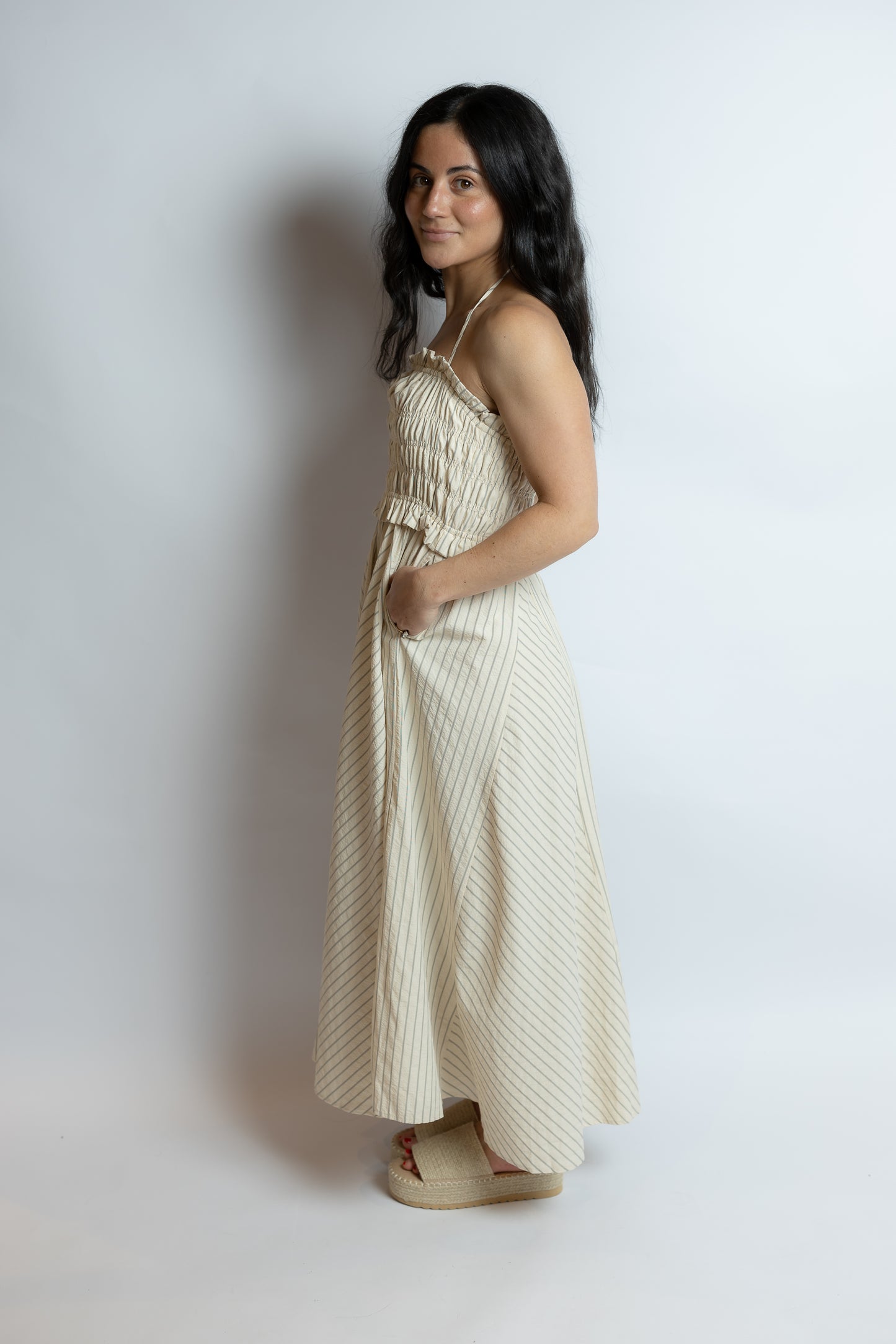Classic Beauty Midi Dress