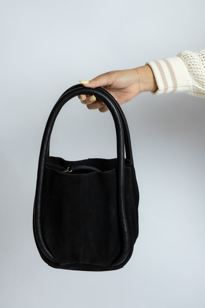 Barlow Bucket Bag Black