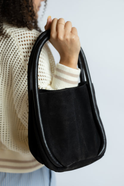 Barlow Bucket Bag Black