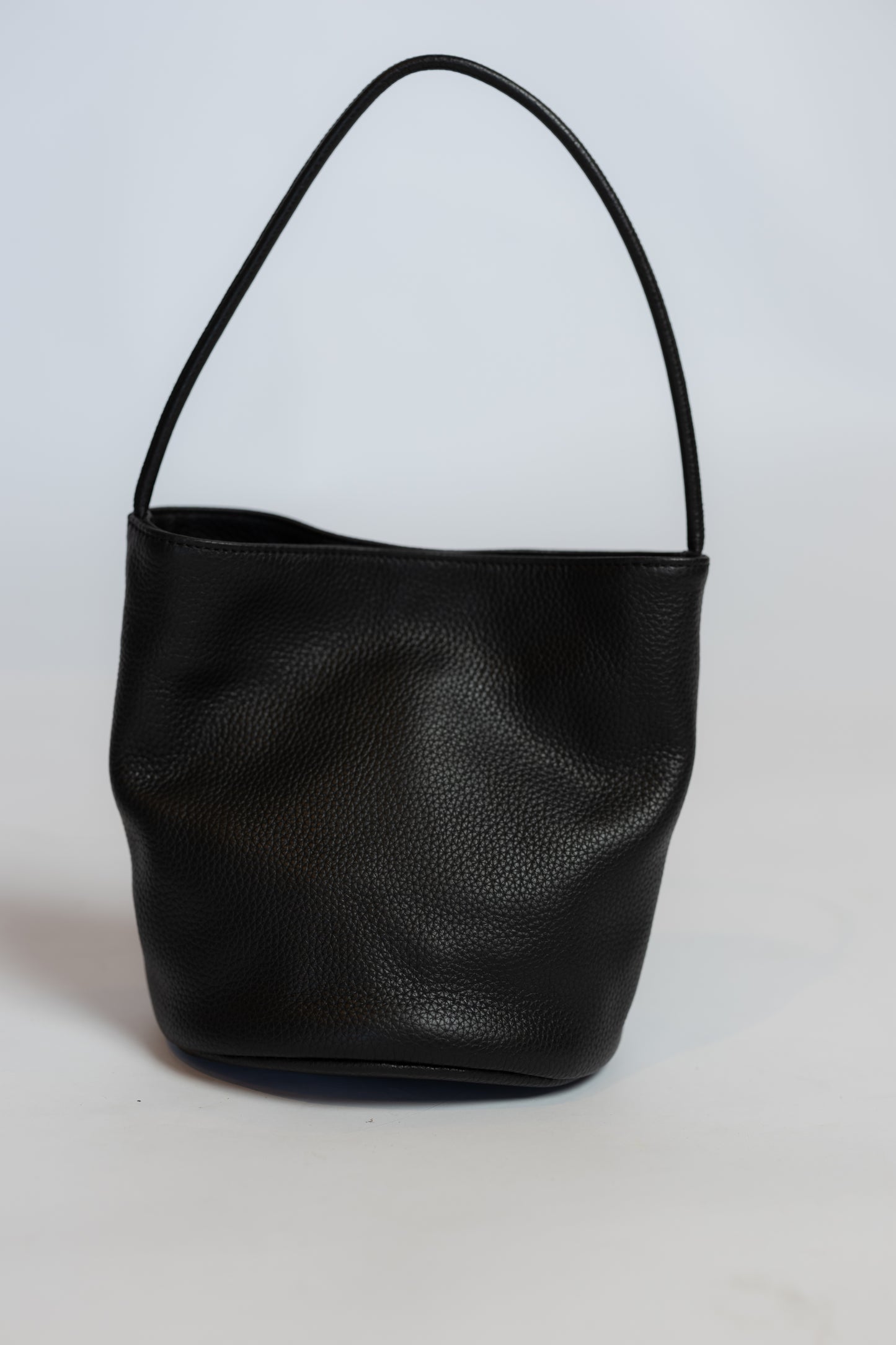 Vancouver Bucket Bag Onyx