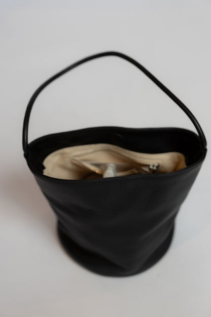 Vancouver Bucket Bag Onyx