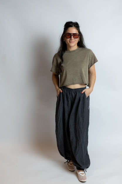 Hot Shot Cropped Tee Pewter