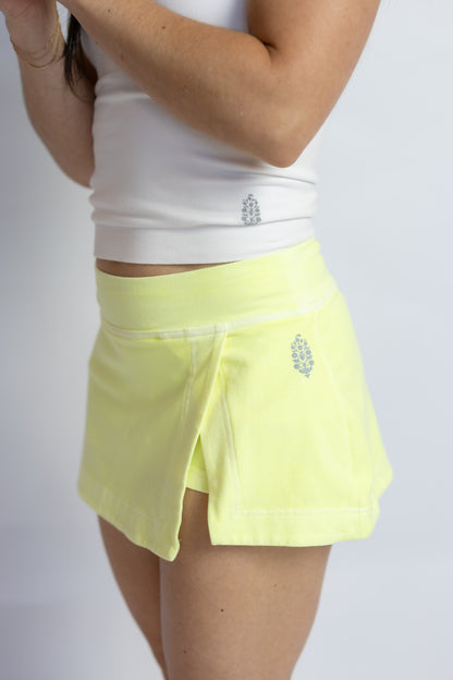 Hot Shot Mini Skort Vapor Lime