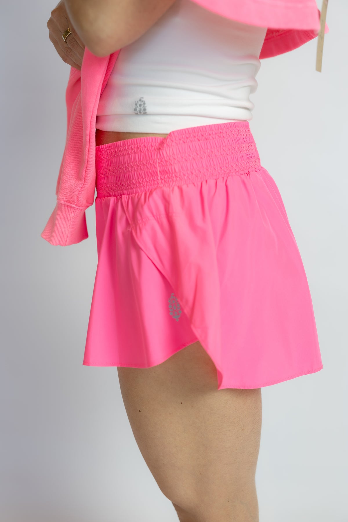 Element Short Hot Pink
