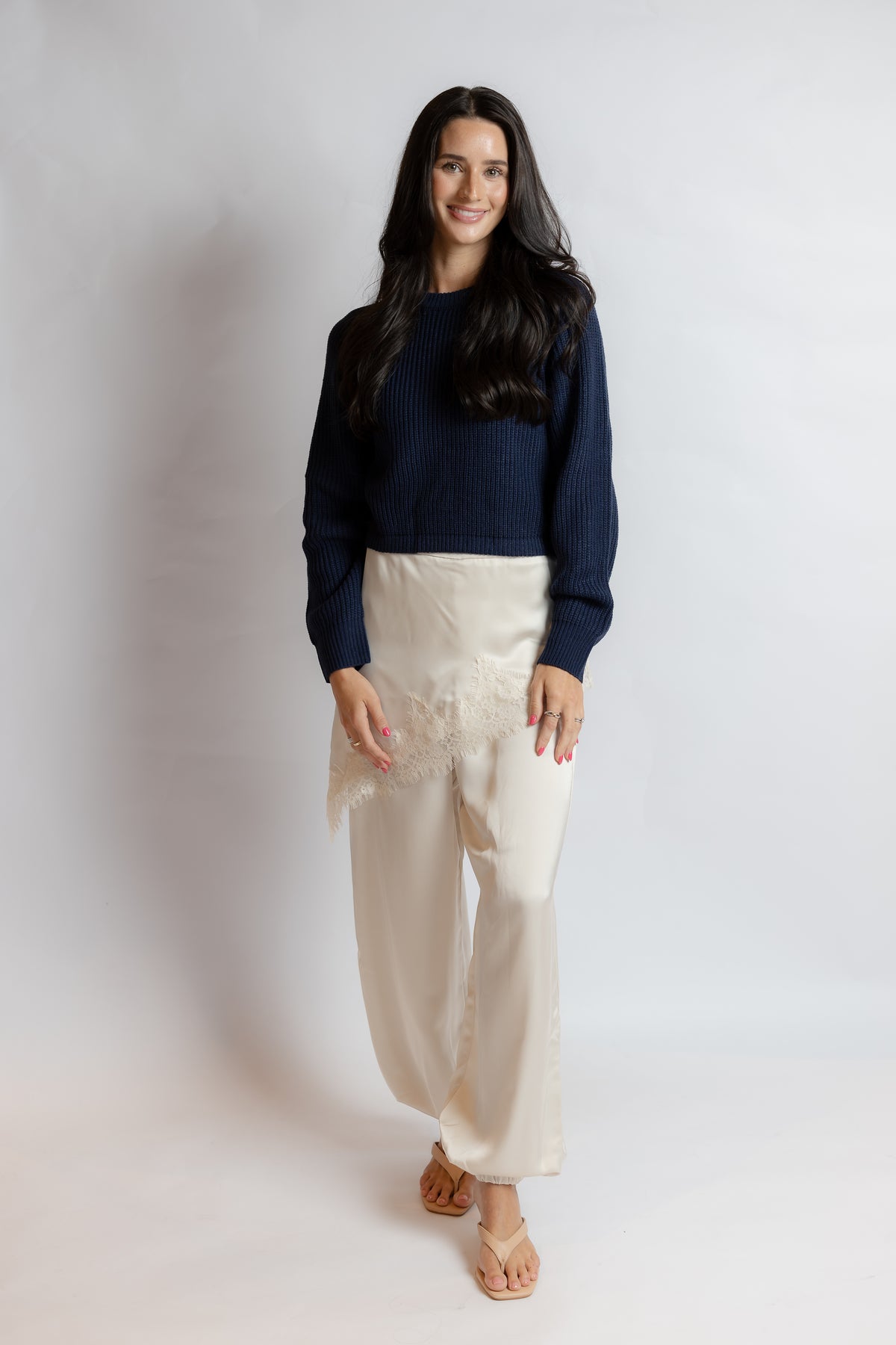 Calm Reader Pullover