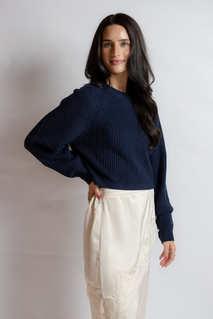 Calm Reader Pullover
