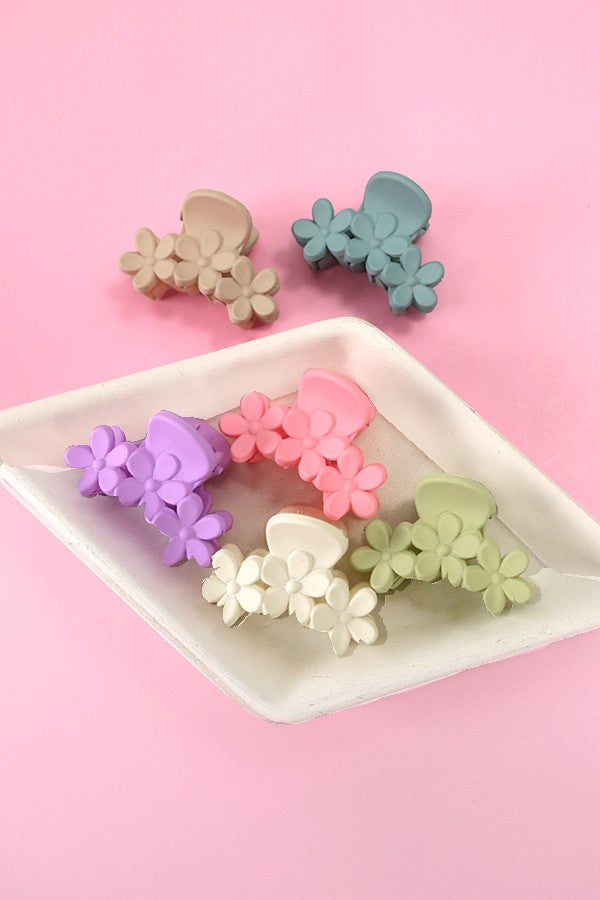 Petal Charm Hair Clip Set