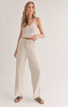 Load image into Gallery viewer, La Luna Pleated Trousers