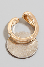 Load image into Gallery viewer, Hannah Metallic Wrap Ring
