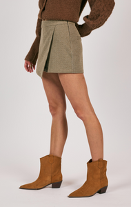 Be Gentle Overlapped Skort
