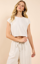 Load image into Gallery viewer, Sugarloaf Linen Top