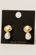 Load image into Gallery viewer, Stick It Out Pearl Earrings