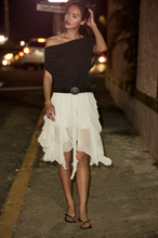 Load image into Gallery viewer, Duchess Concho Belt Black
