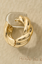 Load image into Gallery viewer, Running Back Twisted Hoops
