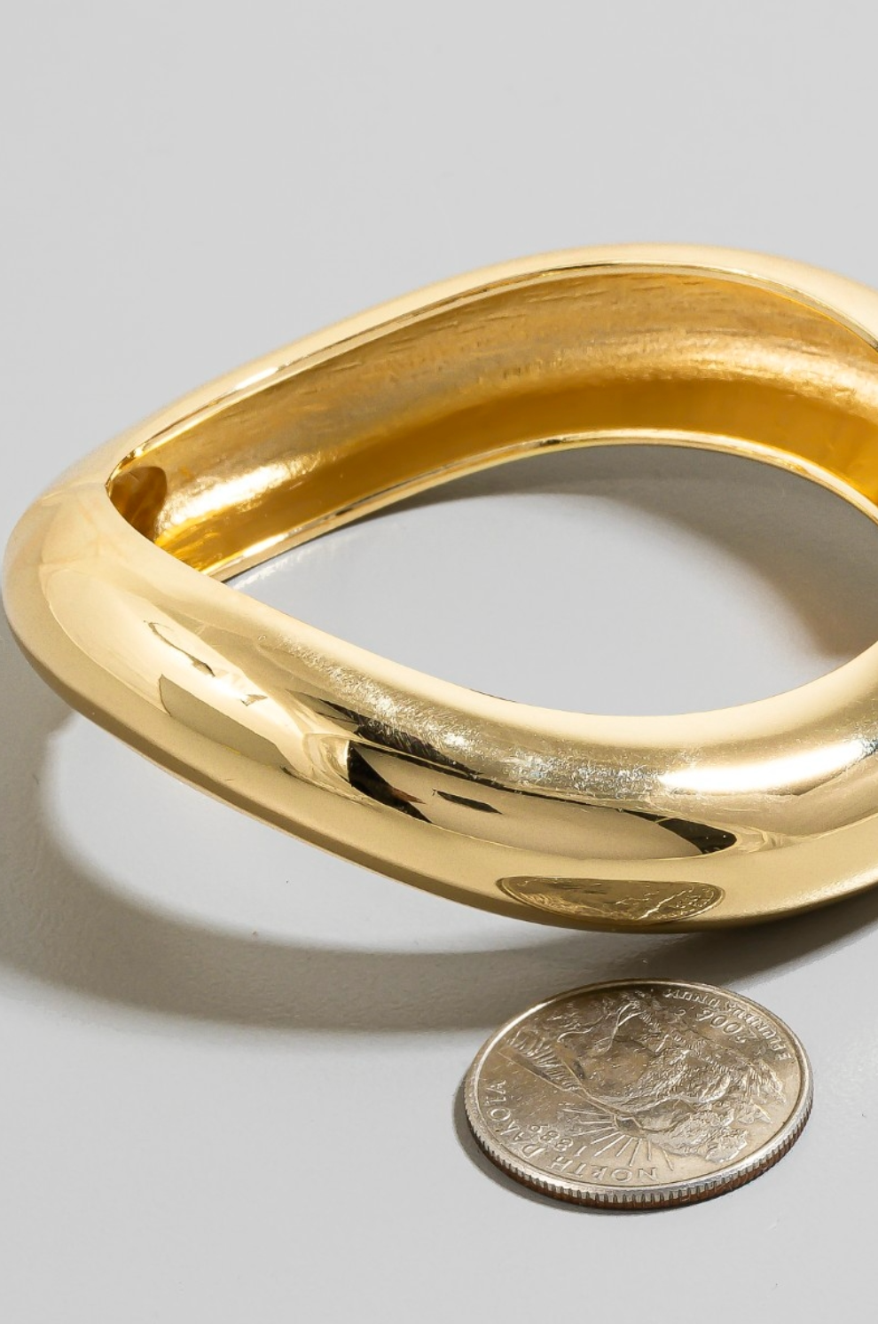 Unsteady Wavy Bangle Bracelet