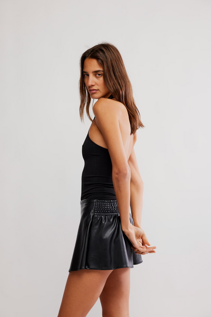 So Sleek Cami Black