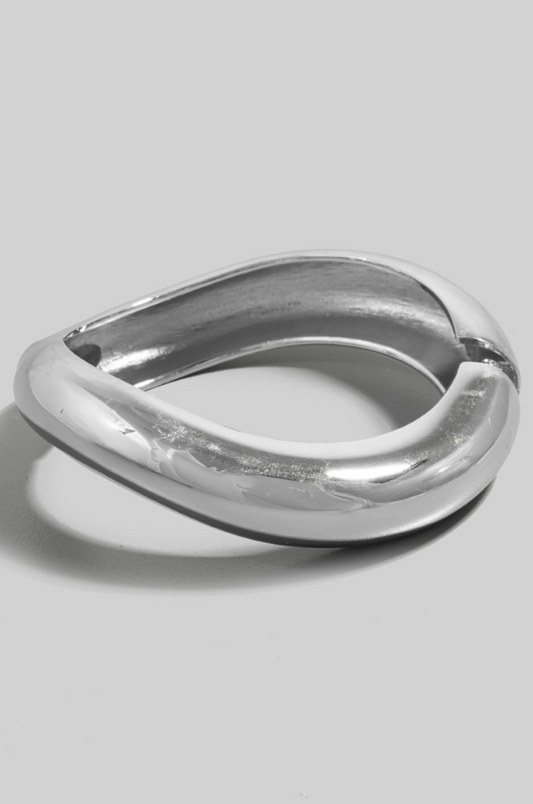 Unsteady Wavy Bangle Bracelet Silver