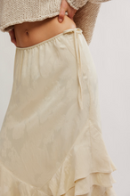 Load image into Gallery viewer, Autumn Promenade Maxi Skirt