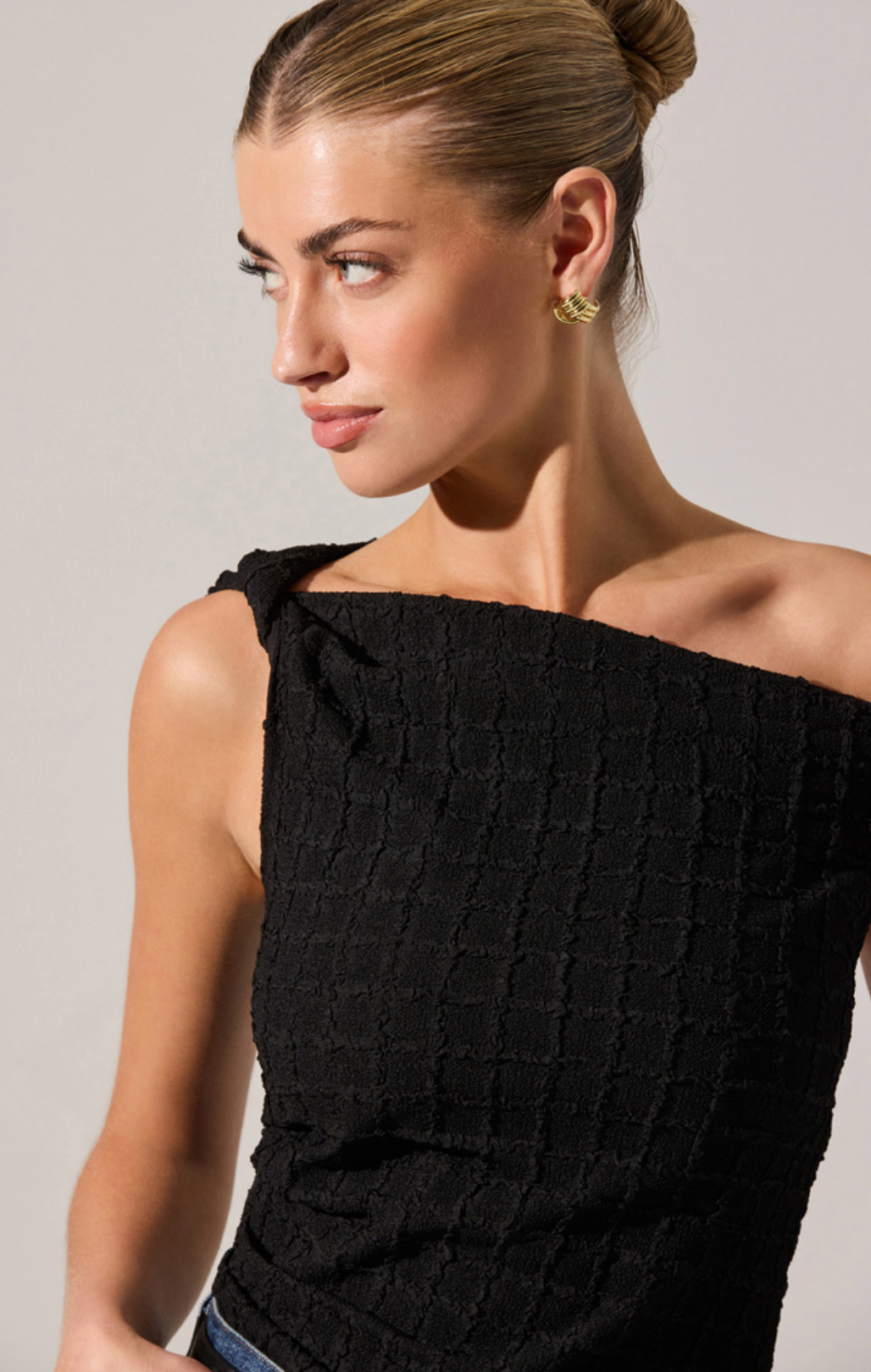 Lindy Off The Shoulder Top