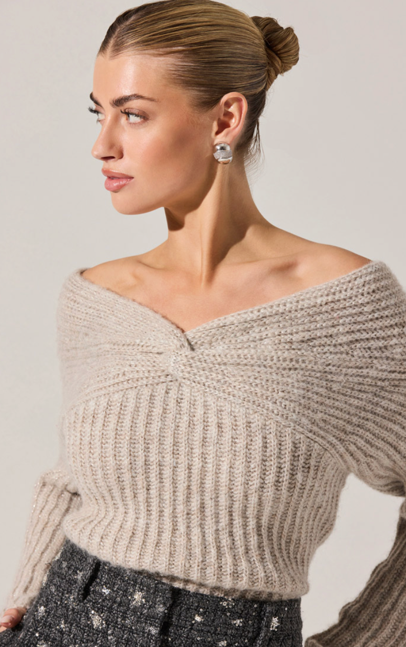 Franisbel Twist Front Sweater