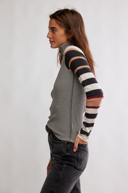 Avery Zip Up