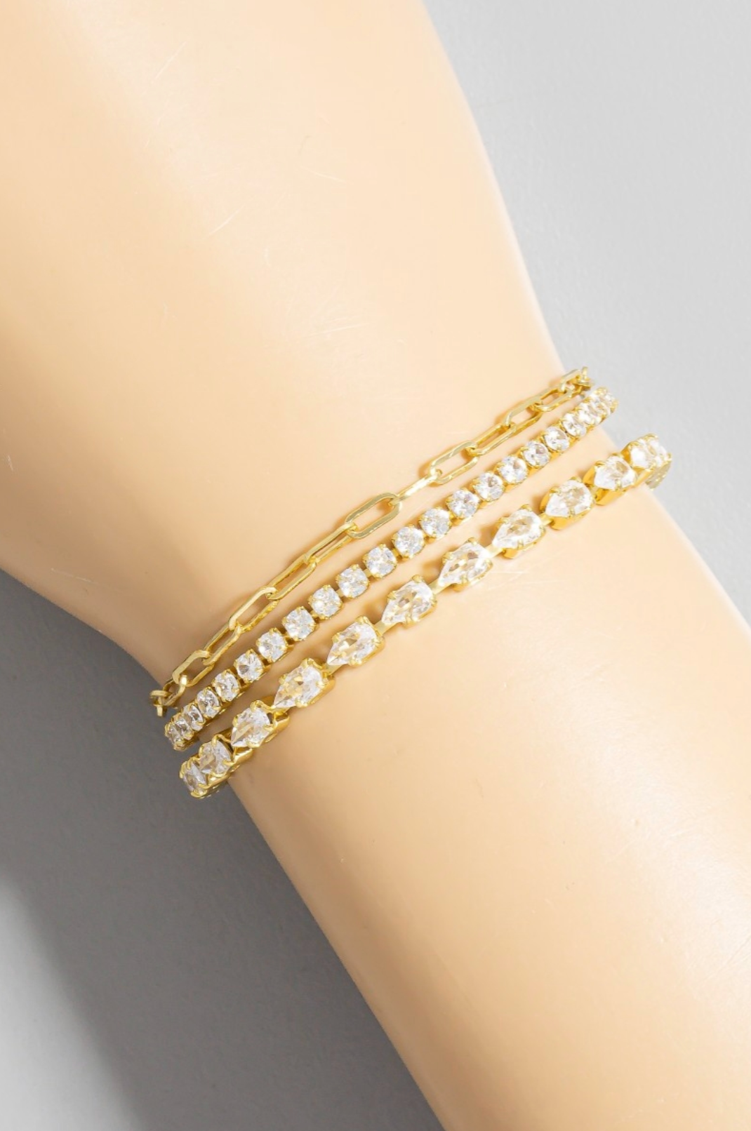 Radiant Layers Tennis Bracelet