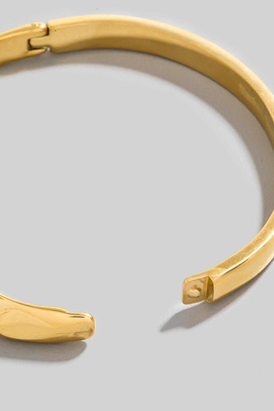 Current Flow Bangle Bracelet Gold