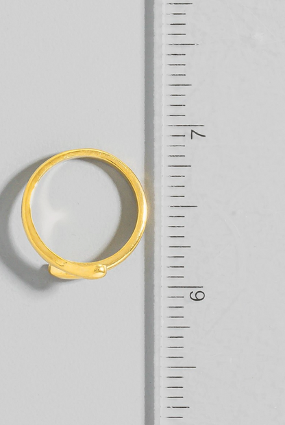 Elara Twist Band Ring