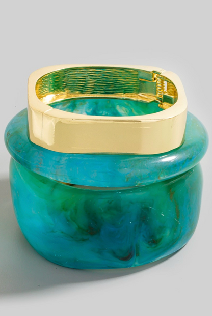 Vera Arc Bangle Set in turquoise marbled resin with gold hinge bangle