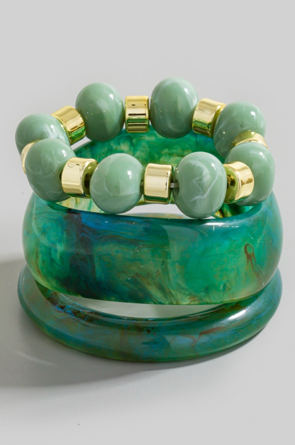 Green marble resin and gold bead bangle bracelet set