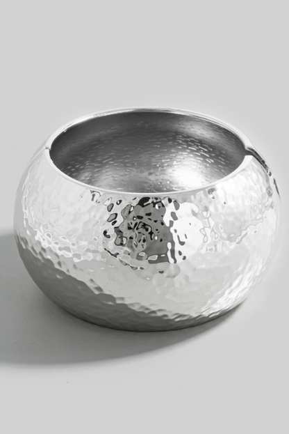 Silver hammered rounded hinge bangle bracelet