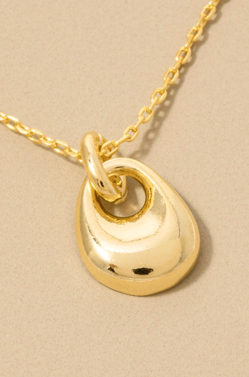 Camryn Pendant Necklace