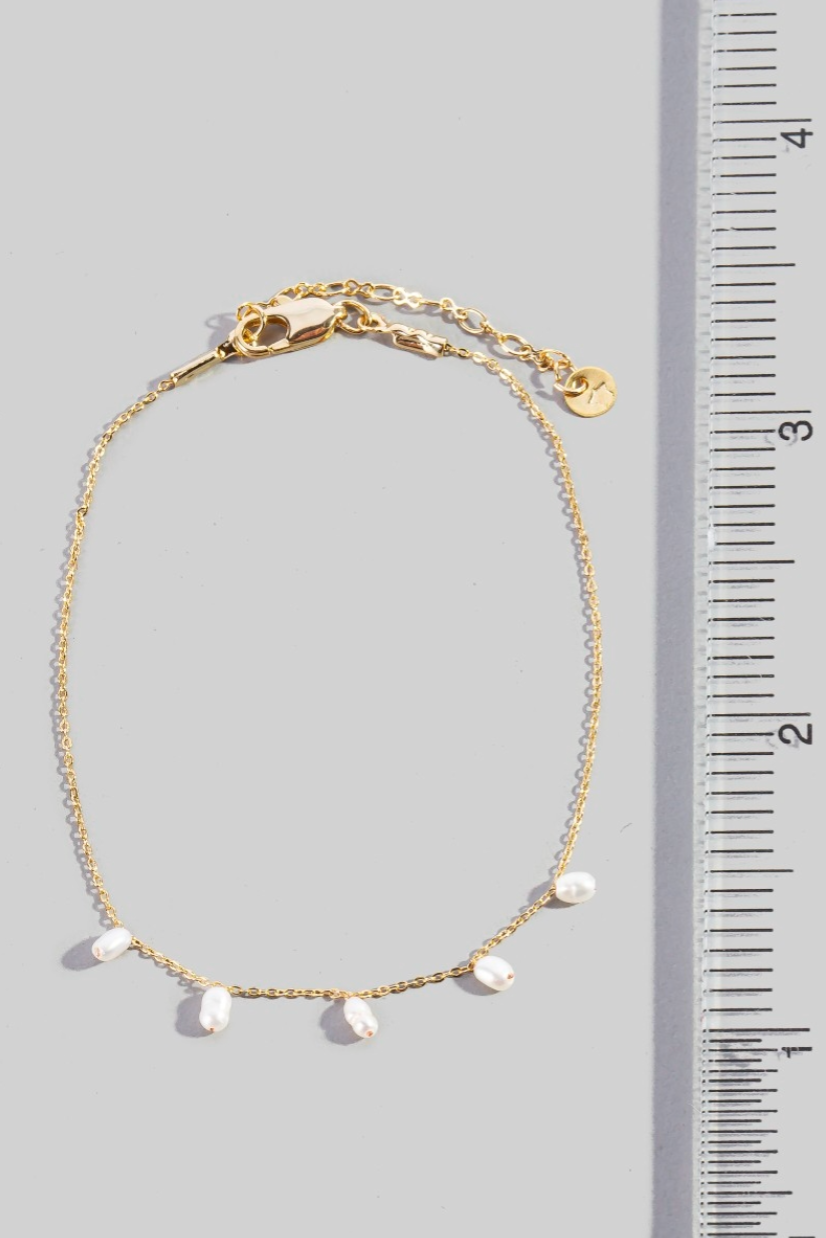 Stay Cool Pearl Bracelet