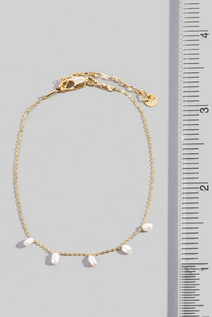 Stay Cool Pearl Bracelet