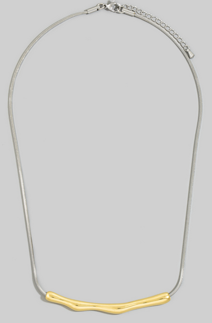 Leave Some Love Pendant Necklace Gold